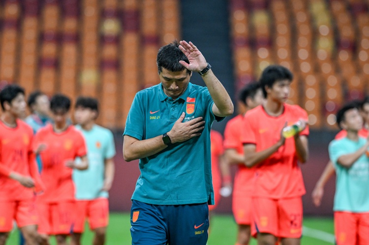 近10年新低!新一期FIFA排名:国足下降5位至第96,亚足联第15