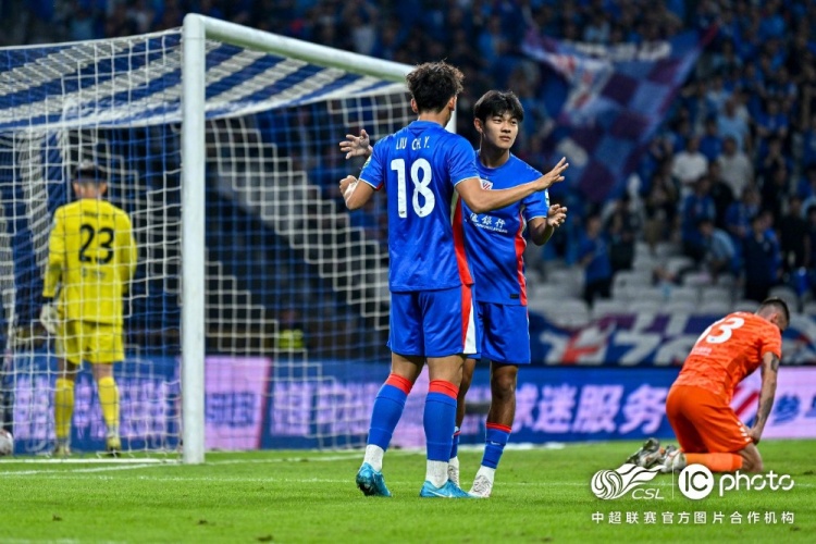 上海申花主场7-1大胜云南玉昆 上海申花主场7-1大胜云南玉昆